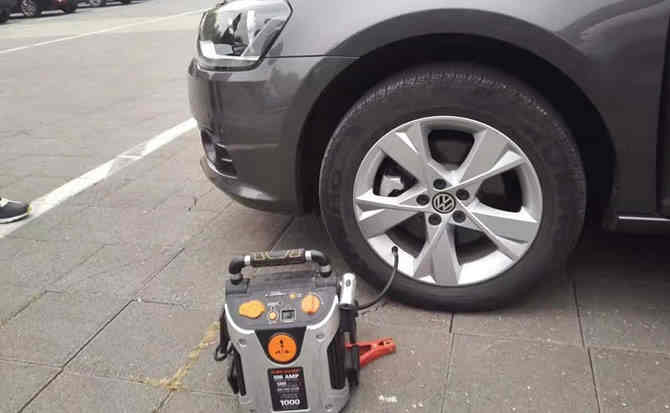 卓资汽车搭电案例